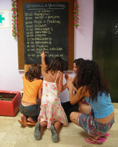 Gjakova-blackboard.jpg